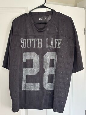 Hollister Men’s South Lake 28 Black Mesh Athletic Tee